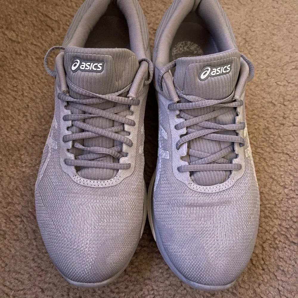 ASICS runners - Picture 3 of 4